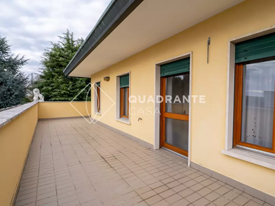 Immagine 25 di Villa in vendita  in Via Monselice 14 a Pernumia