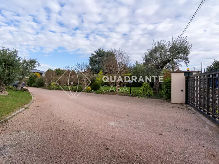 Immagine 51 di Villa in vendita  in Via Monselice 14 a Pernumia