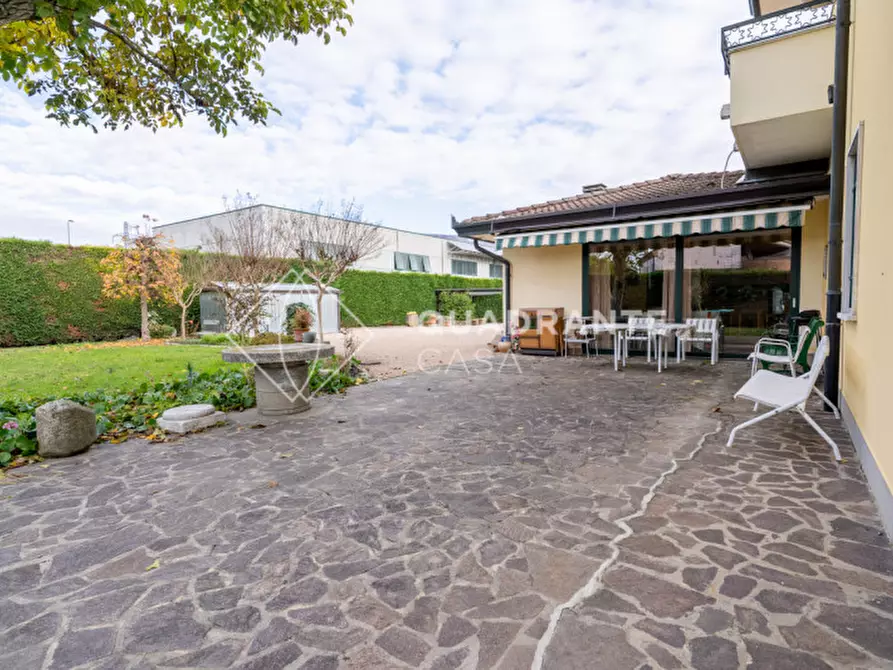 Immagine 56 di Villa in vendita  in Via Monselice 14 a Pernumia