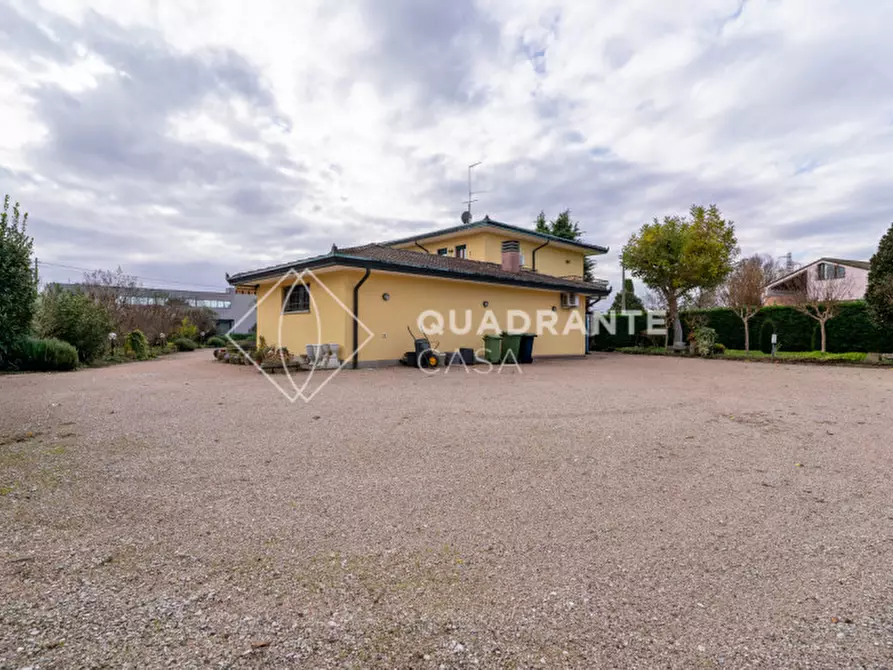 Immagine 60 di Villa in vendita  in Via Monselice 14 a Pernumia