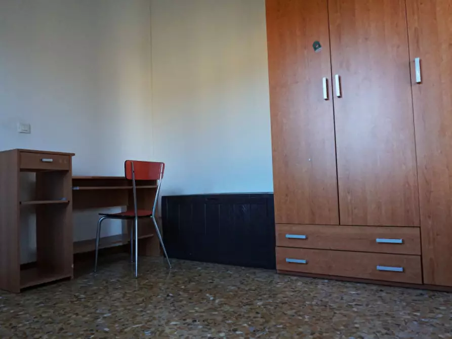 Immagine 13 di Appartamento in vendita  in Via Monte Altissimo 4 a Parma