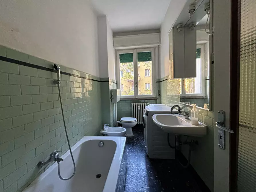 Immagine 26 di Appartamento in vendita  in Via Monte Altissimo 4 a Parma