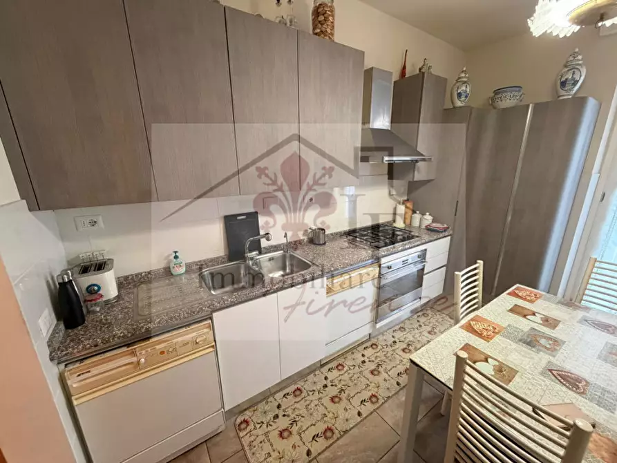 Immagine 8 di Appartamento in vendita  in VIA MARIO ROSELLI CECCONI a Firenze