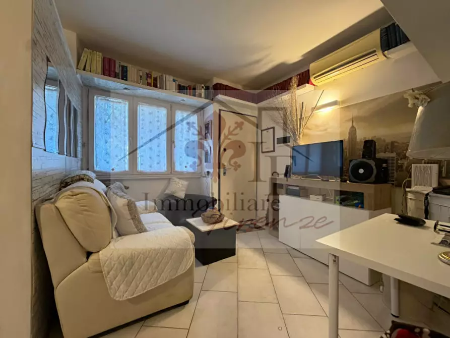 Immagine 3 di Appartamento in vendita  in VIA GIAN DOMENICO ROMAGNOSI a Sesto Fiorentino