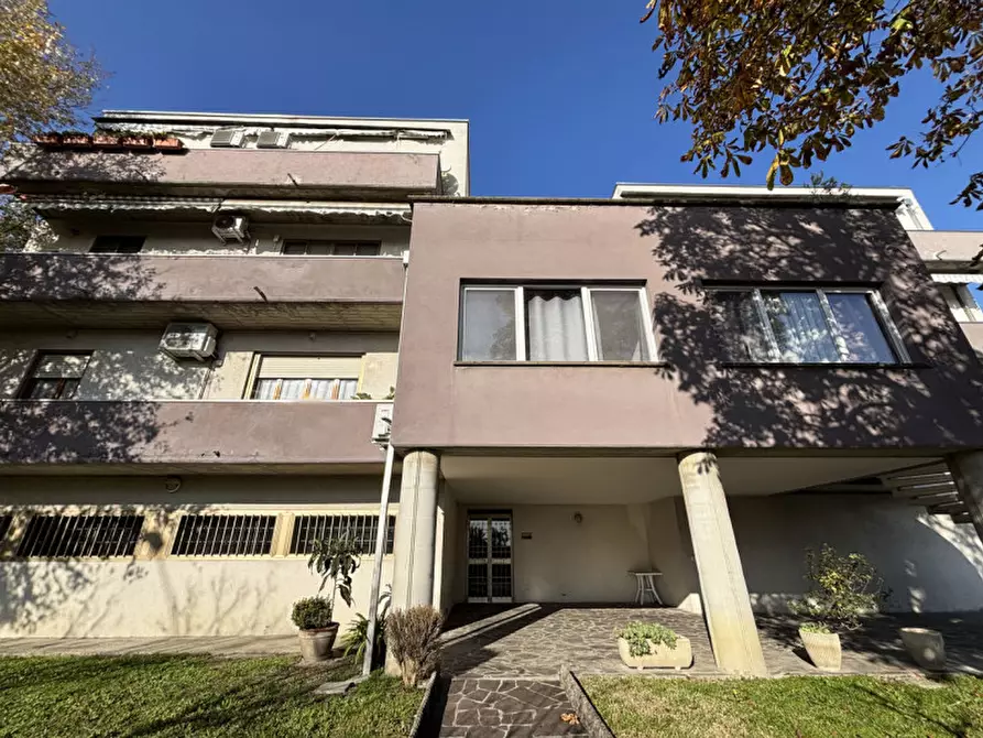 Immagine 2 di Appartamento in vendita  in Strada Giacomo Mattotti, 2 a Torrile