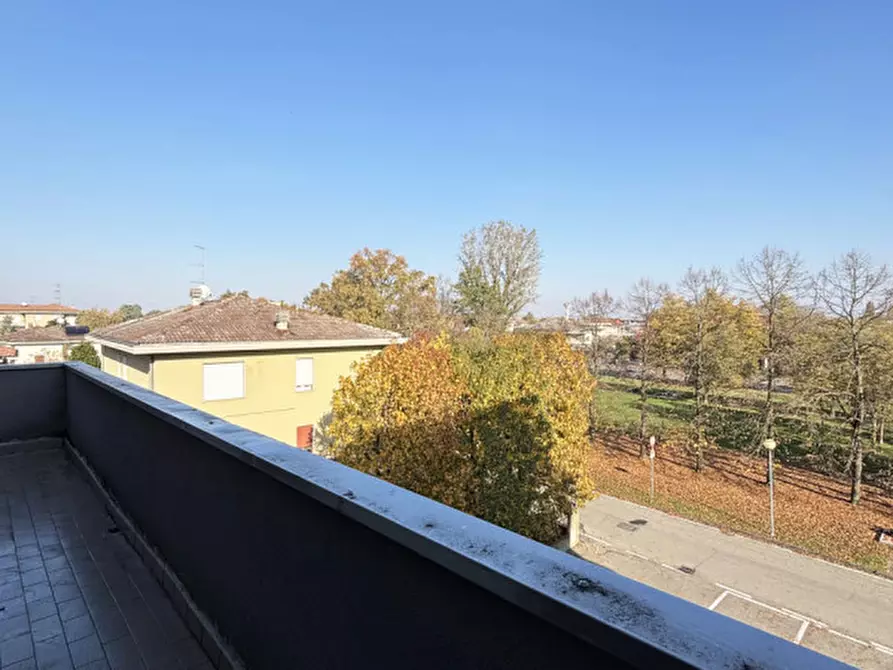 Immagine 9 di Appartamento in vendita  in Strada Giacomo Mattotti, 2 a Torrile