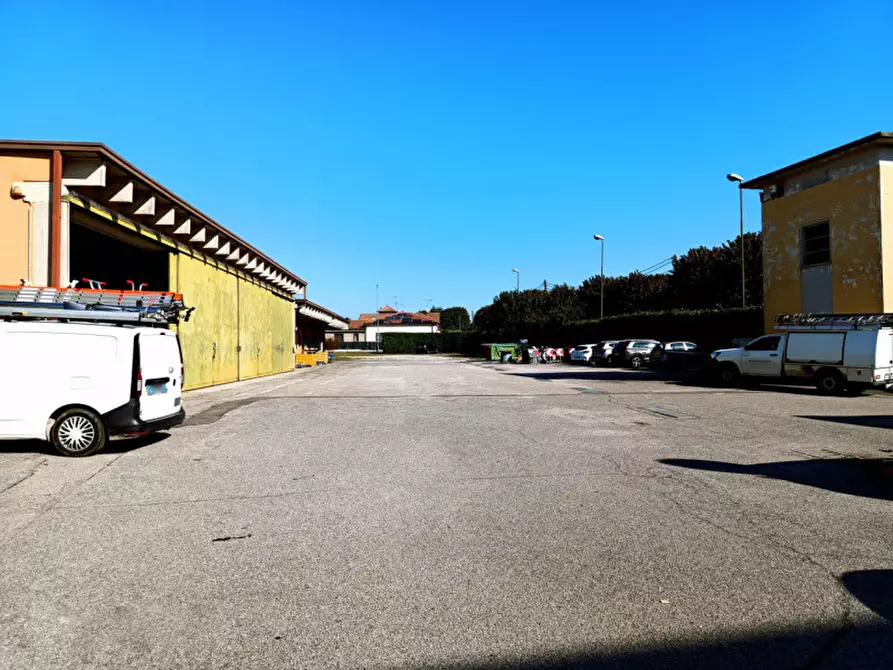 Immagine 6 di Rustico / casale in vendita  in str. per medole a Guidizzolo