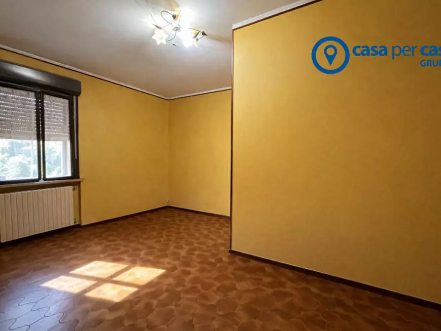 Immagine 1 di Casa trifamiliare in vendita  in Via Michelangelo, 9 a Ostiglia