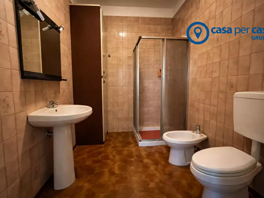 Immagine 9 di Casa trifamiliare in vendita  in Via Michelangelo, 9 a Ostiglia