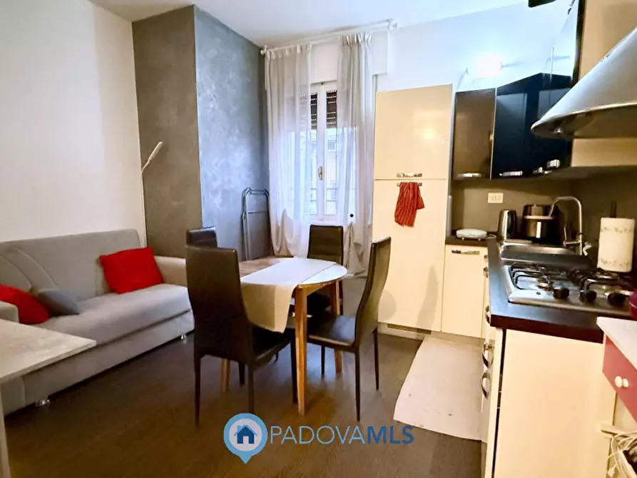 Immagine 3 di Appartamento in vendita  in Via Brioni a Padova