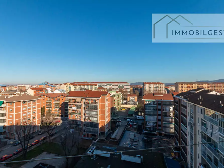 Immagine 15 di Appartamento in vendita  in Via Francesco De Sanctis 109 a Torino