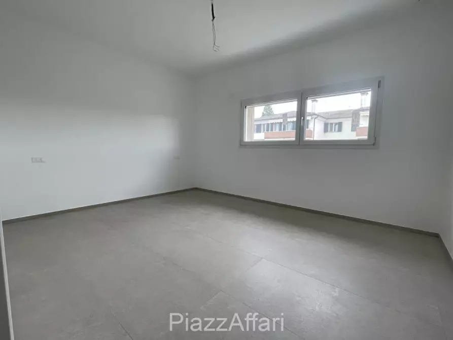 Immagine 11 di Casa bifamiliare in vendita  in Via Rovine a Campolongo Maggiore