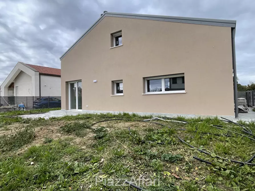 Immagine 22 di Casa bifamiliare in vendita  in Via Rovine a Campolongo Maggiore