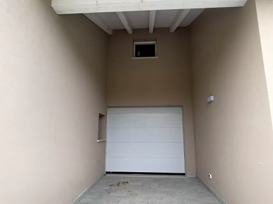 Immagine 25 di Casa bifamiliare in vendita  in Via Rovine a Campolongo Maggiore