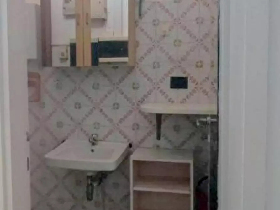 Immagine 20 di Negozio in vendita  in Piazza Carmignoto a Montegrotto Terme