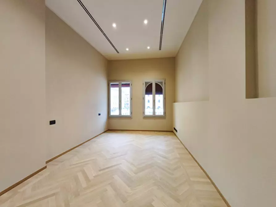 Immagine 12 di Appartamento in vendita  in via clavature a Bologna