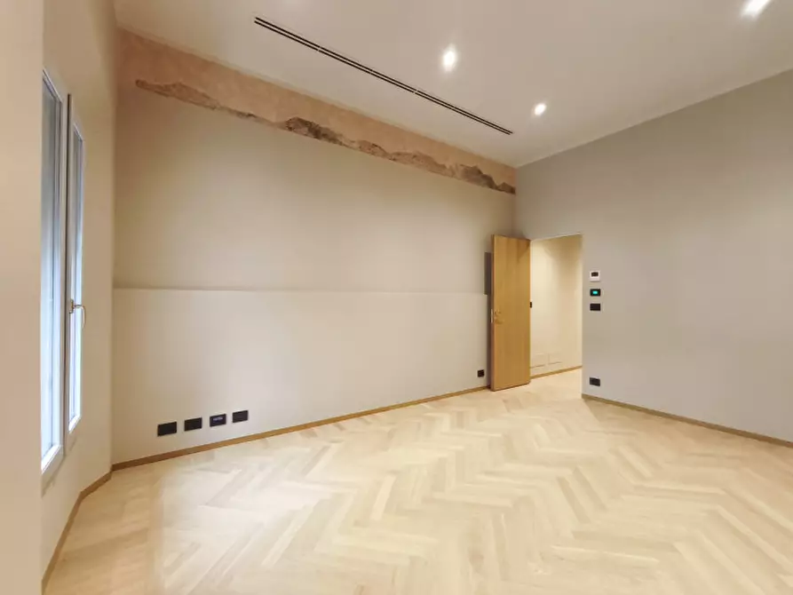 Immagine 16 di Appartamento in vendita  in via clavature a Bologna