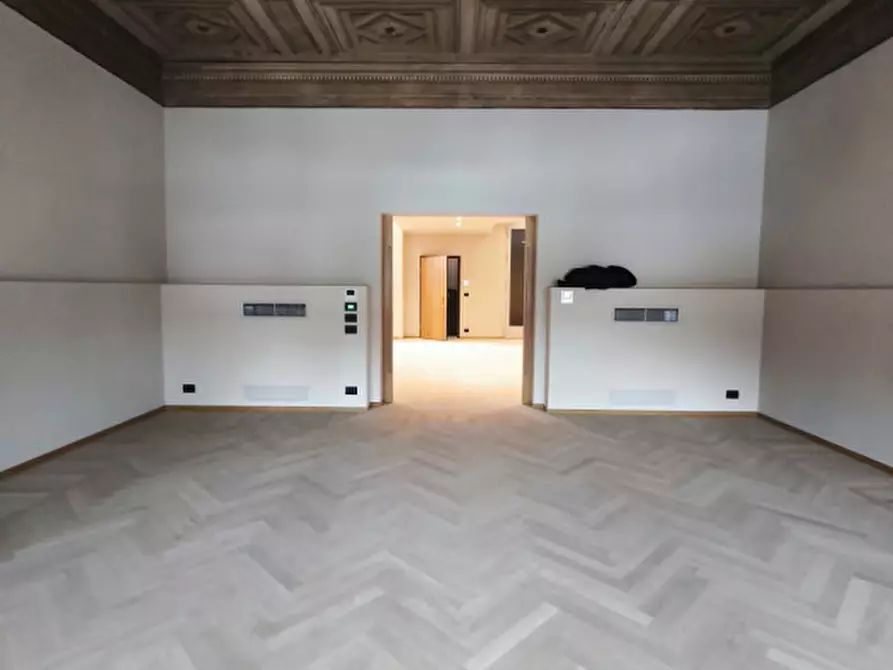 Immagine 19 di Appartamento in vendita  in via clavature a Bologna