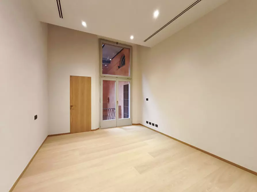 Immagine 23 di Appartamento in vendita  in via clavature a Bologna