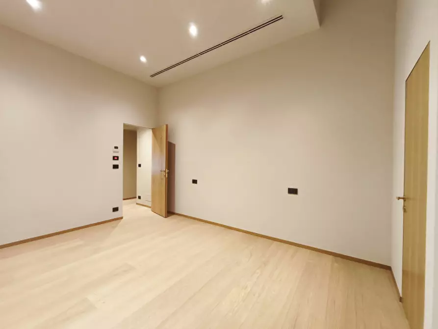 Immagine 24 di Appartamento in vendita  in via clavature a Bologna