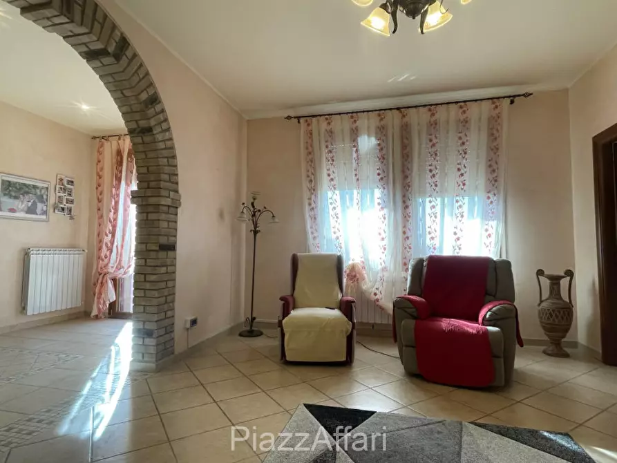 Immagine 15 di Casa indipendente in vendita  in Via Giuseppe Garibaldi a Correzzola