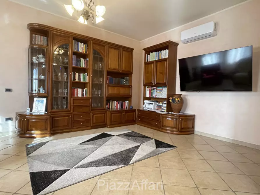 Immagine 19 di Casa indipendente in vendita  in Via Giuseppe Garibaldi a Correzzola