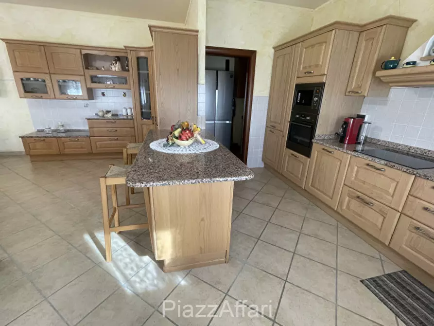 Immagine 22 di Casa indipendente in vendita  in Via Giuseppe Garibaldi a Correzzola