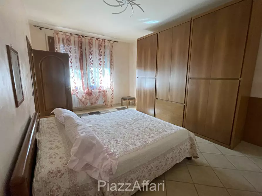 Immagine 25 di Casa indipendente in vendita  in Via Giuseppe Garibaldi a Correzzola