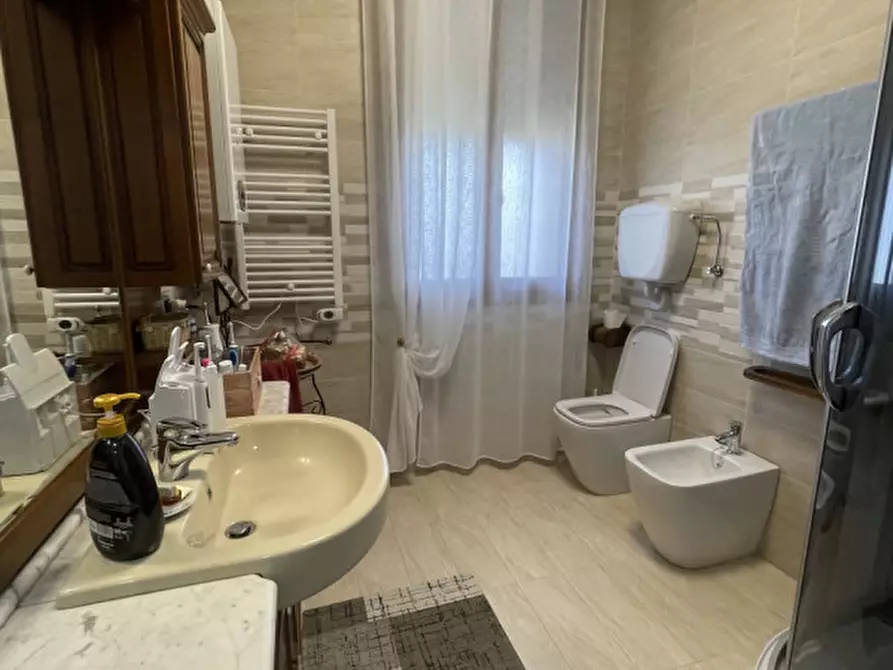 Immagine 45 di Casa indipendente in vendita  in Via Giuseppe Garibaldi a Correzzola