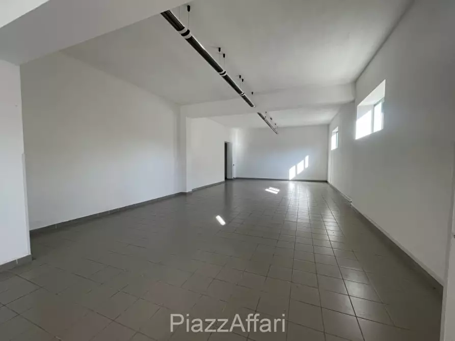 Immagine 53 di Casa indipendente in vendita  in Via Giuseppe Garibaldi a Correzzola