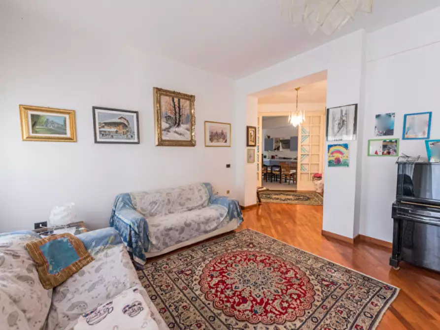 Immagine 1 di Appartamento in vendita  in Via Pietro Maroncelli a Pescara