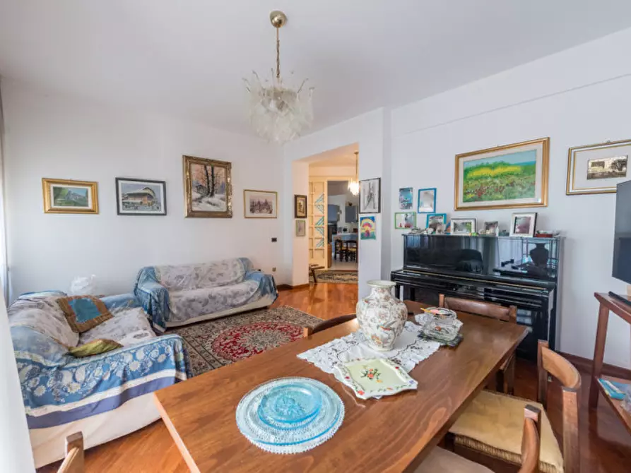 Immagine 7 di Appartamento in vendita  in Via Pietro Maroncelli a Pescara