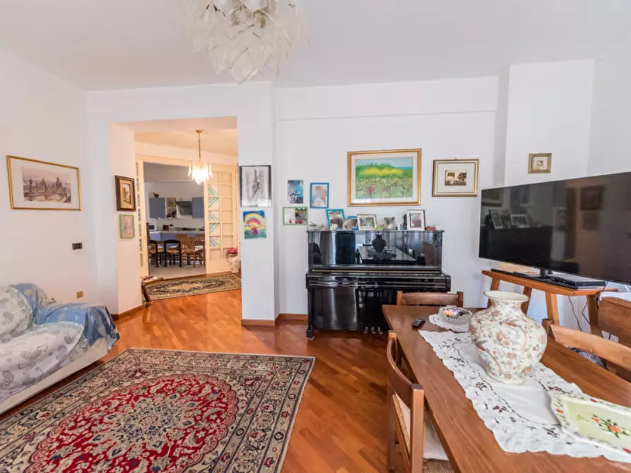 Immagine 9 di Appartamento in vendita  in Via Pietro Maroncelli a Pescara