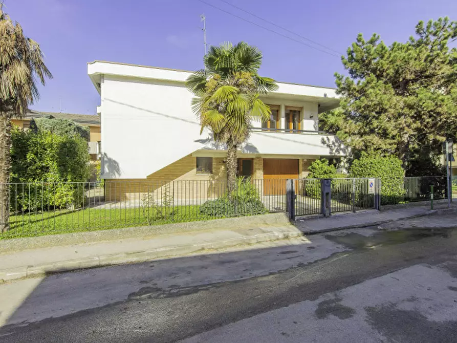 Immagine 1 di Casa indipendente in vendita  in Via Teofilo Gautier a Padova