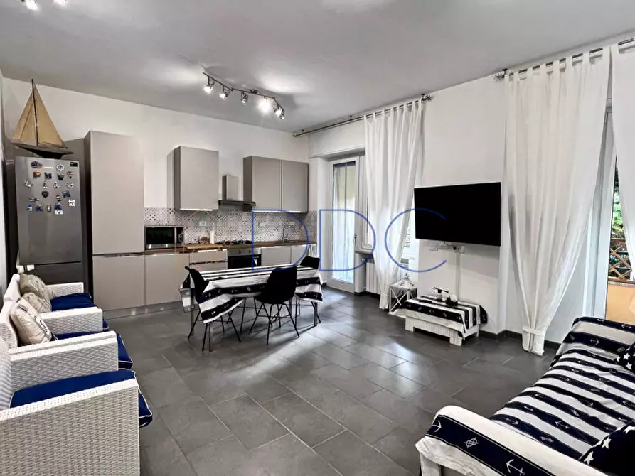 Immagine 3 di Appartamento in vendita  in Via Costantino 28 a Spotorno