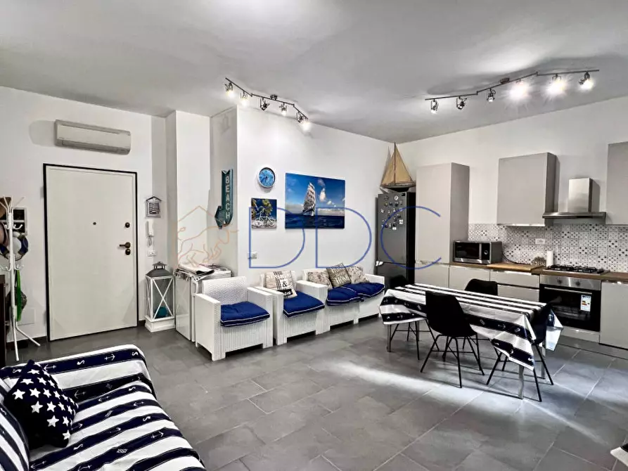 Immagine 11 di Appartamento in vendita  in Via Costantino 28 a Spotorno