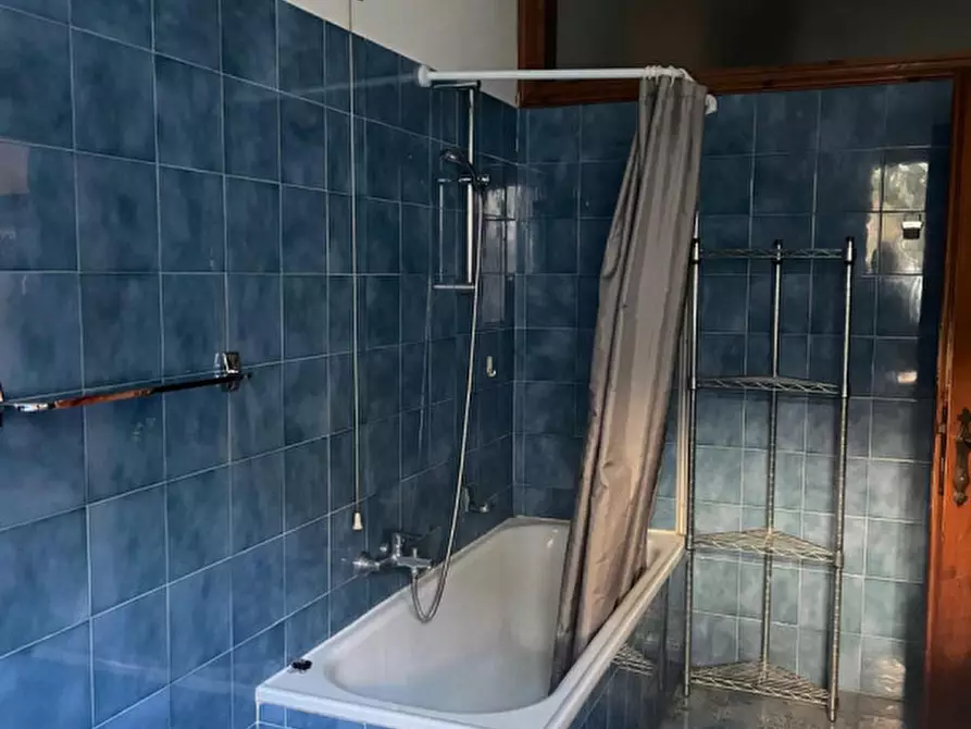 Immagine 21 di Appartamento in affitto  in Via Dante Alighieri a Lozzo Di Cadore