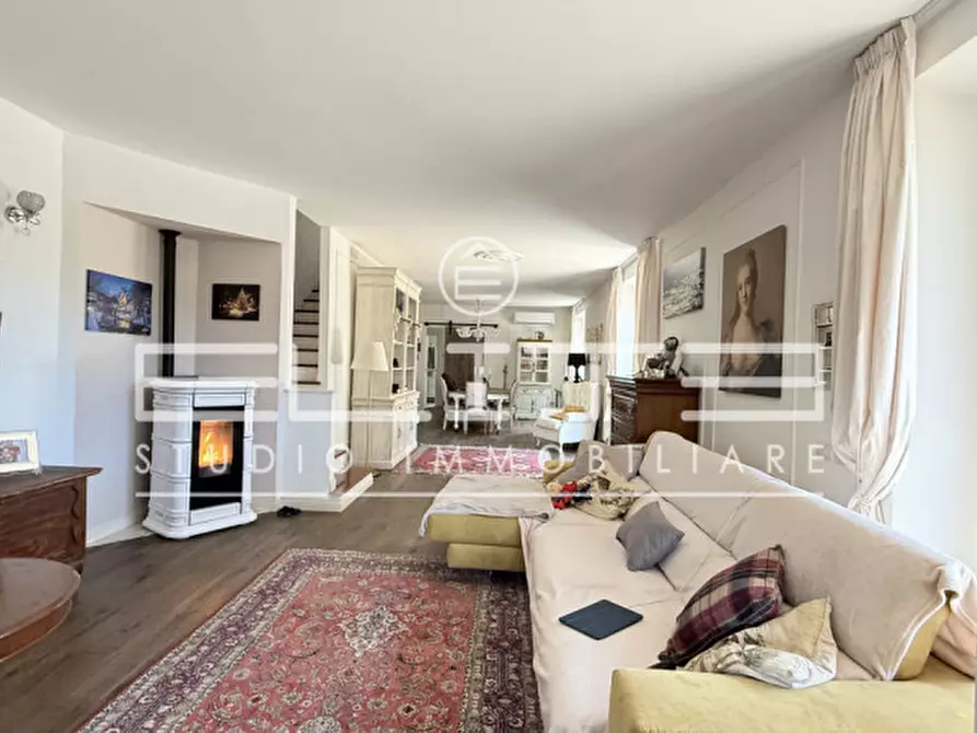 Immagine 6 di Villa in vendita  a Ancona