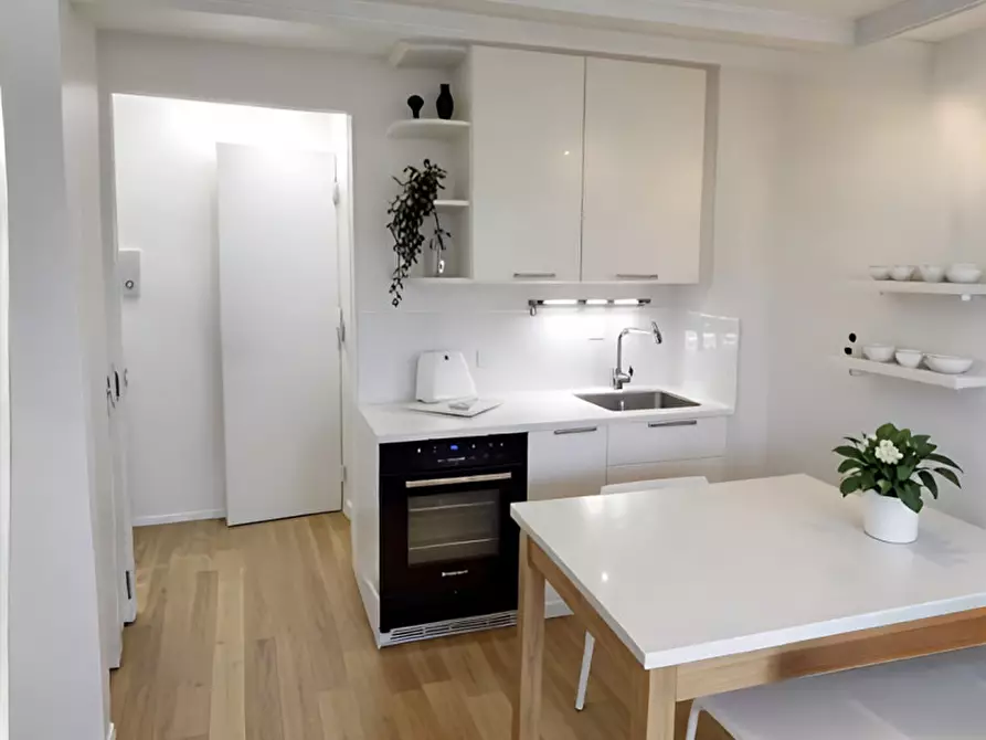 Immagine 1 di Monolocale in vendita  in Via Patriarcato a Padova