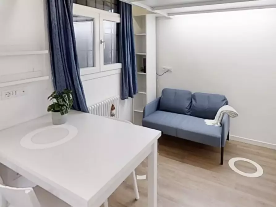 Immagine 9 di Monolocale in vendita  in Via Patriarcato a Padova