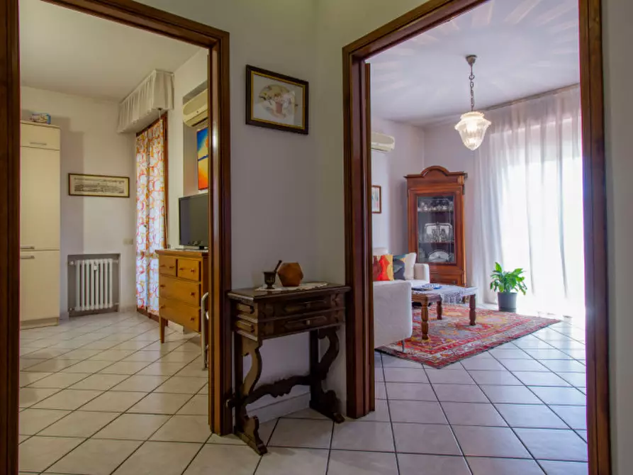 Immagine 8 di Appartamento in vendita  a Prato
