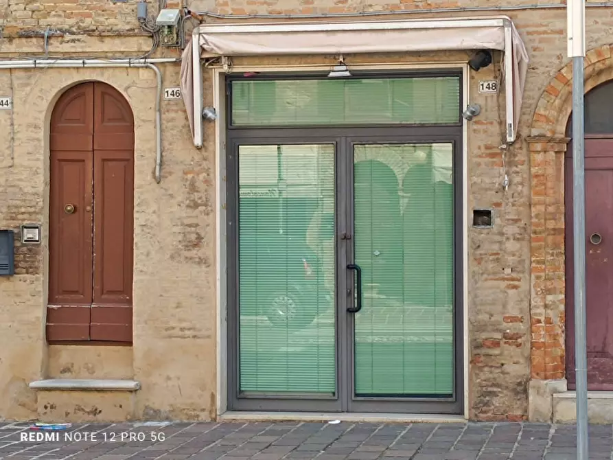 Immagine 3 di Magazzino in vendita  in CORSO CAIROLI a Macerata