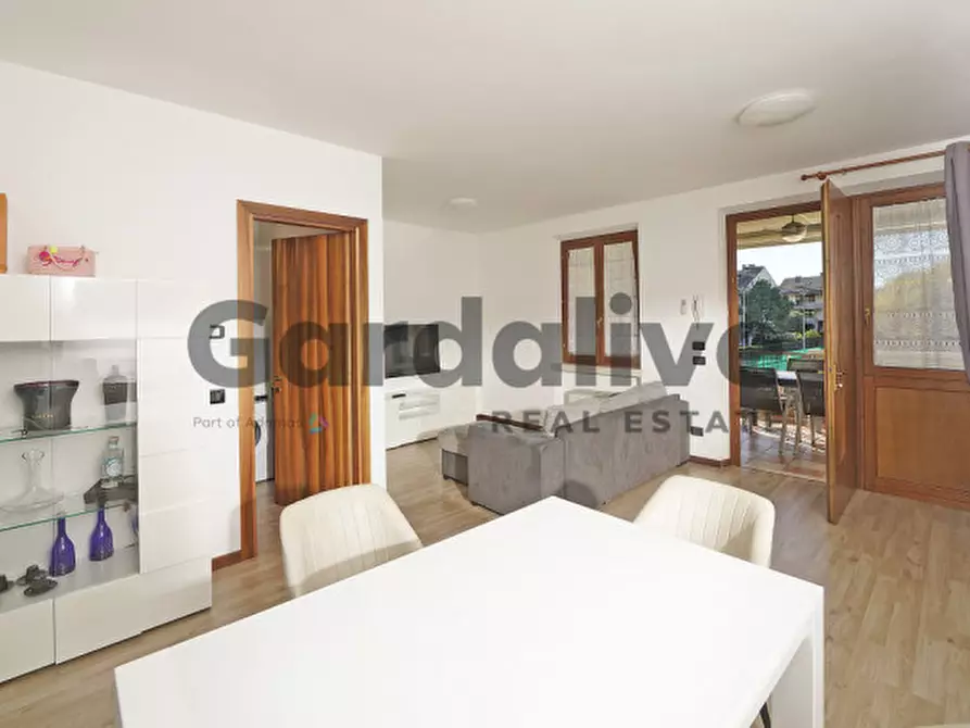 Immagine 7 di Appartamento in vendita  in Via Giulio Cesare 2 a Desenzano Del Garda