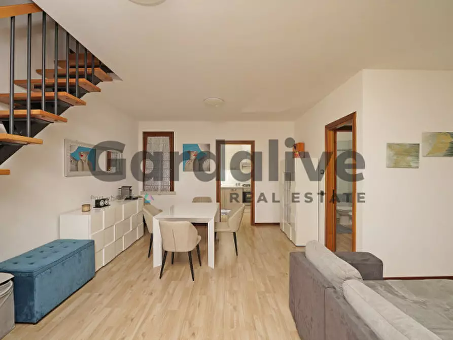 Immagine 9 di Appartamento in vendita  in Via Giulio Cesare 2 a Desenzano Del Garda