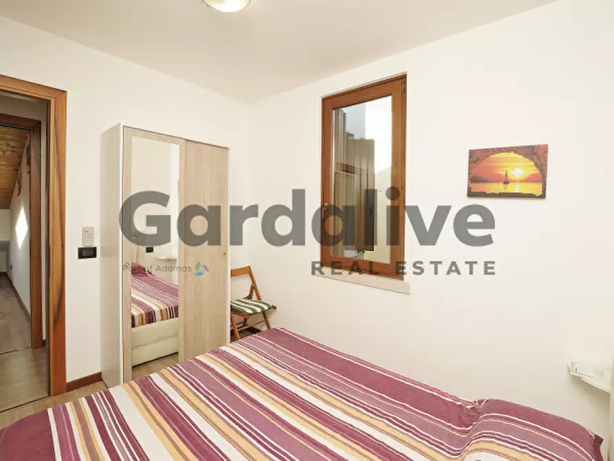 Immagine 14 di Appartamento in vendita  in Via Giulio Cesare 2 a Desenzano Del Garda