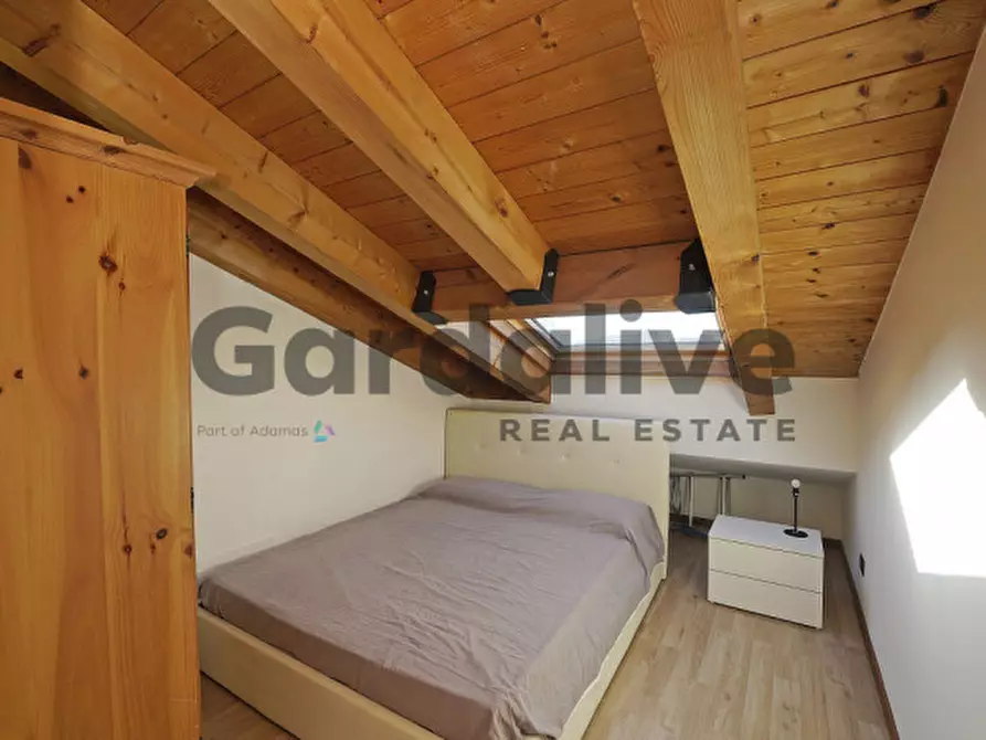 Immagine 16 di Appartamento in vendita  in Via Giulio Cesare 2 a Desenzano Del Garda