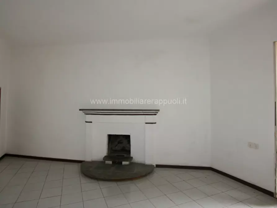 Immagine 1 di Appartamento in vendita  a Sinalunga