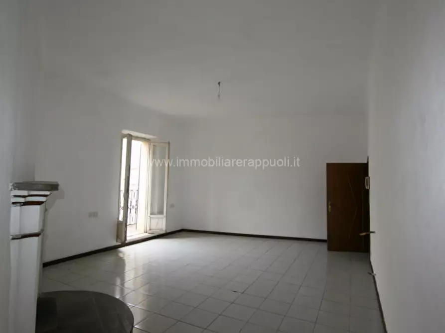 Immagine 3 di Appartamento in vendita  a Sinalunga