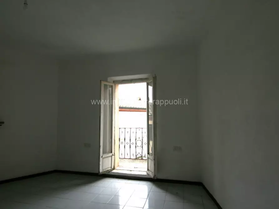 Immagine 8 di Appartamento in vendita  a Sinalunga