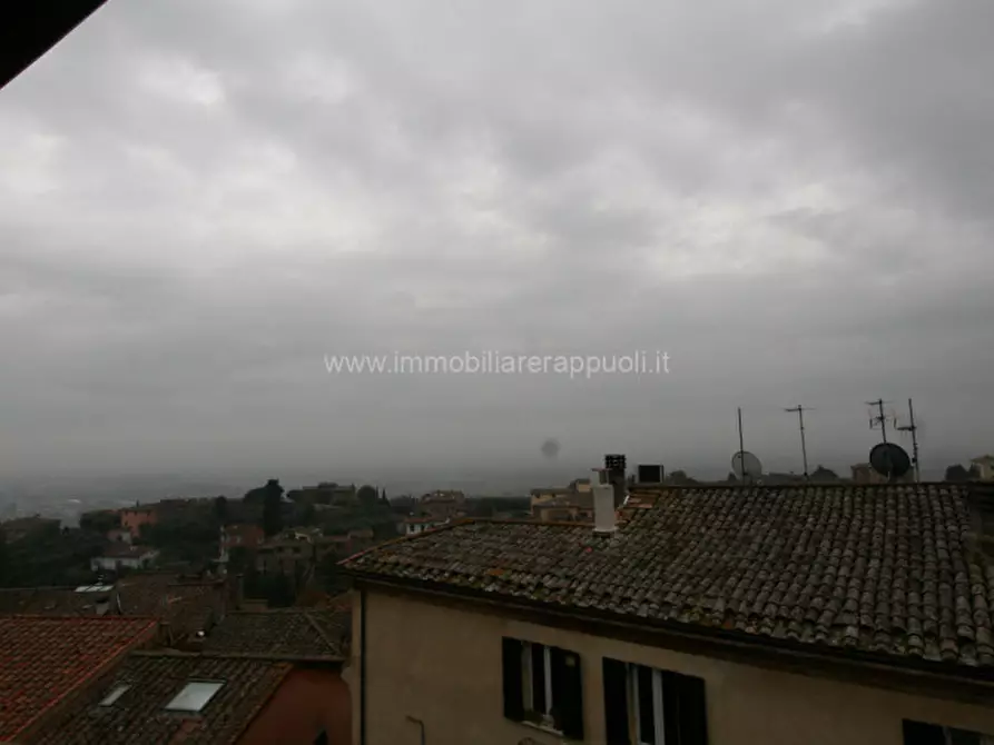 Immagine 14 di Appartamento in vendita  a Sinalunga